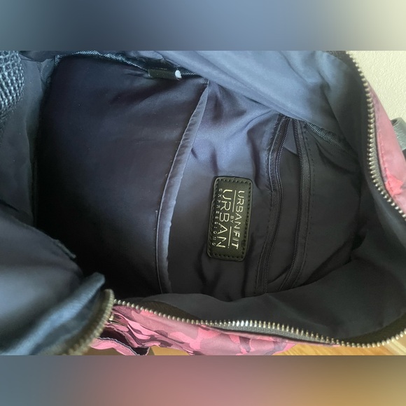 Camo Mini Backpack from Urban Expressions - Picture 3 of 8